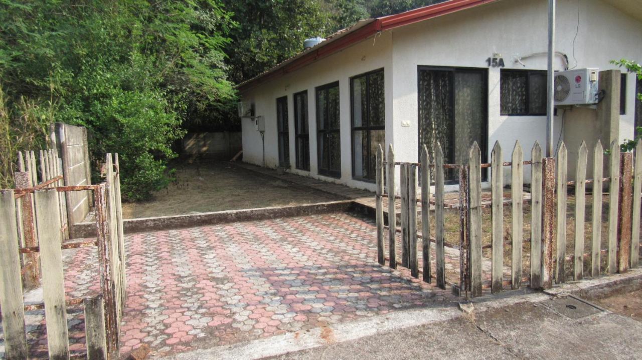 Retreat Chalets, The Nest, At Sparsh Resorts, Karjat Exterior foto