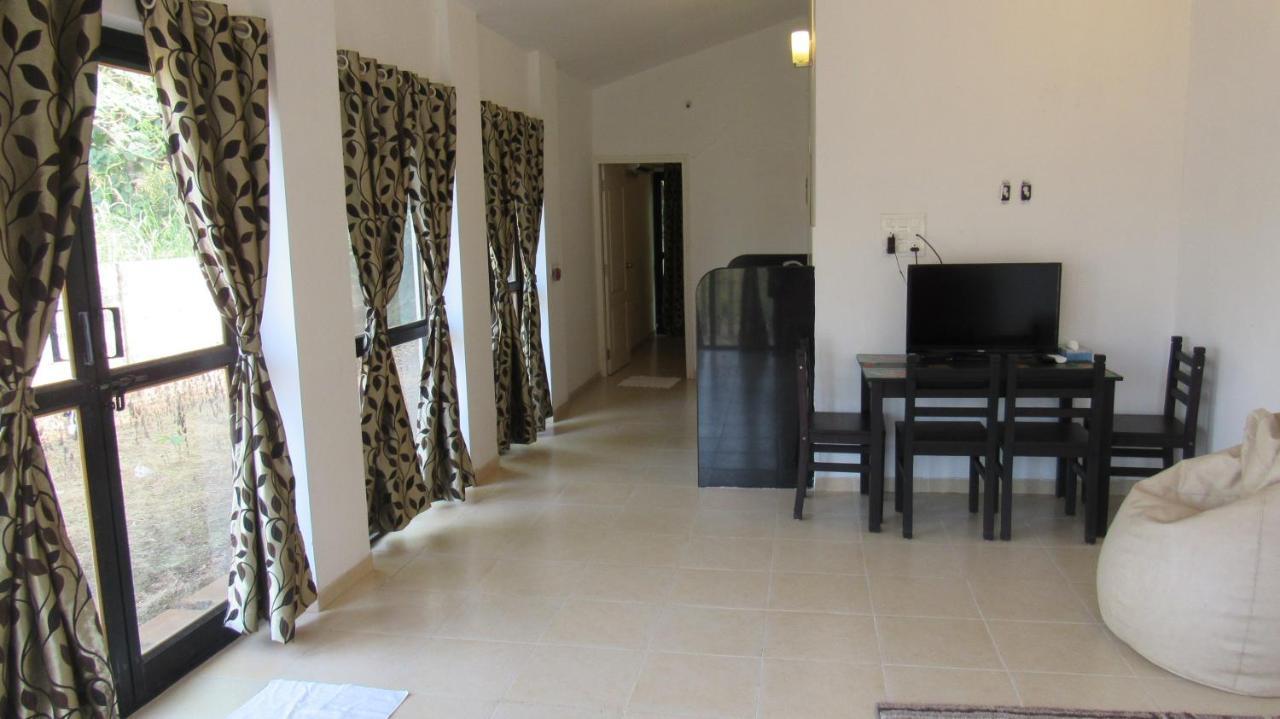 Retreat Chalets, The Nest, At Sparsh Resorts, Karjat Exterior foto